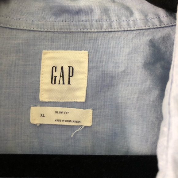Gap men’s button down - Picture 2 of 4